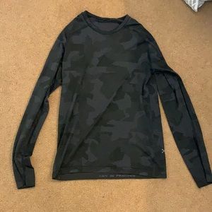 Lululemon Longsleeve Mens Small Shirt